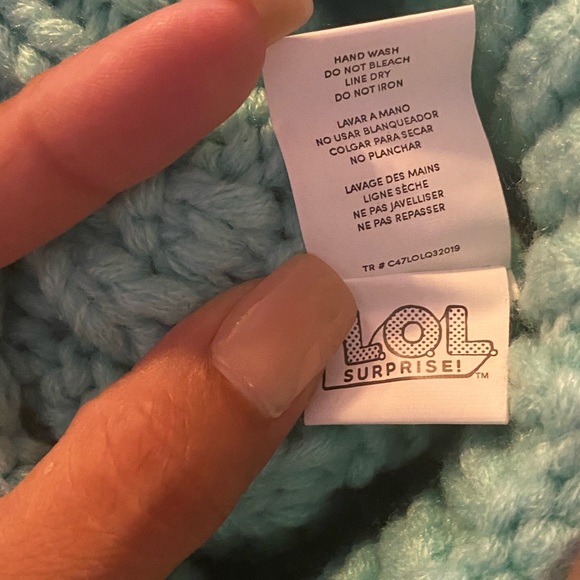 L.O.L Surprise! Winter Hat - Picture 3 of 4